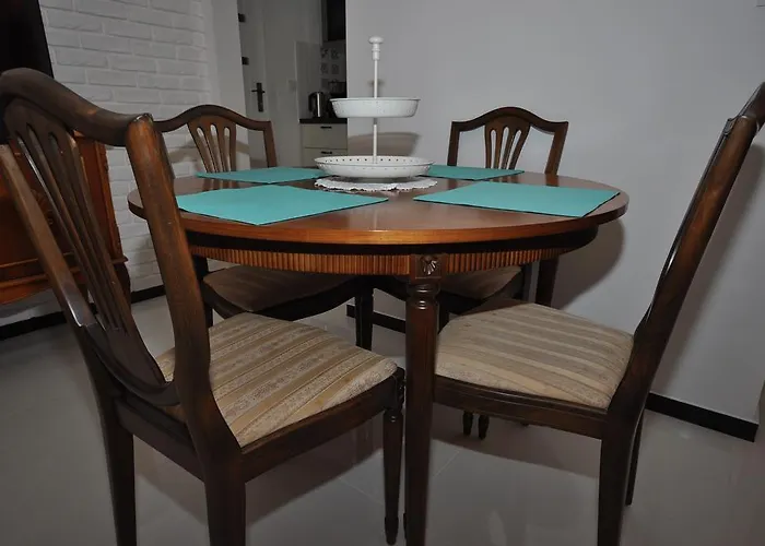 Apartment Mala Warschau