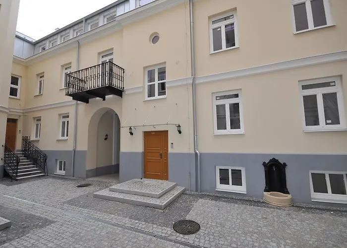 Apartment Mala Warschau